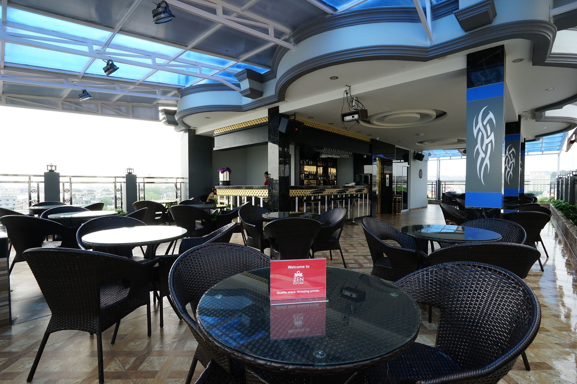 Cardinal Lucky Star Hotel Batam Esterno foto